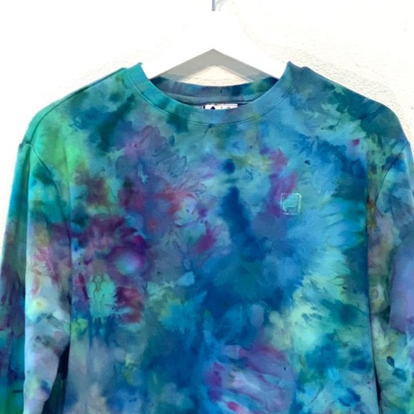 Fila Long Sleeve Crew Neck Custom Tie Dye Sweatshirt with Pockets - Picture 9 of 9